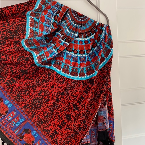 Cover up - Picture 4 of 5